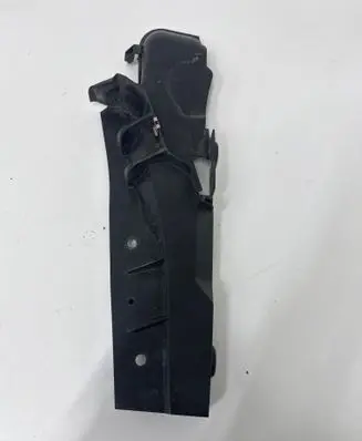 Ford Focus C-MAX Fender mounting bracket 3M51R02477