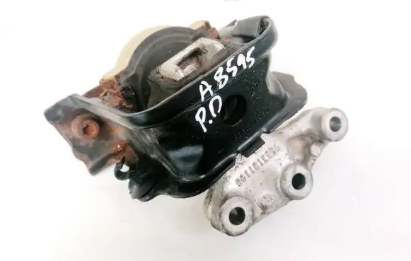 Citroen C3 Picasso Engine mount bracket 9683181180