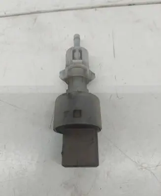 Iveco Daily 4th gen Brake pedal sensor switch TRW3193 B365