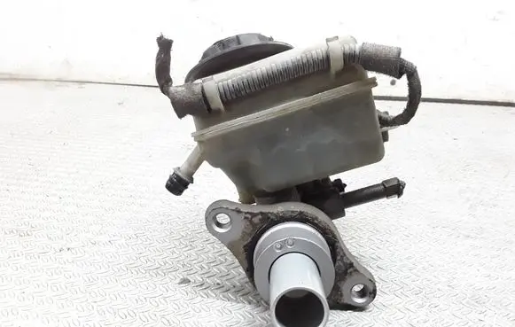 Opel Astra H Master brake cylinder 32067271B