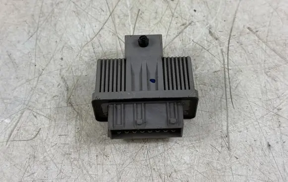 Peugeot 3008 I Glow plug pre-heat relay 9674222380