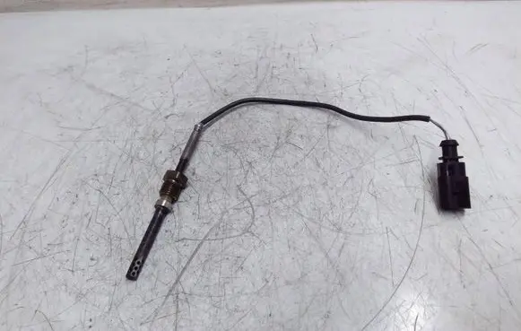 Audi A4 S4 B8 8K Exhaust gas temperature sensor 03L906088D