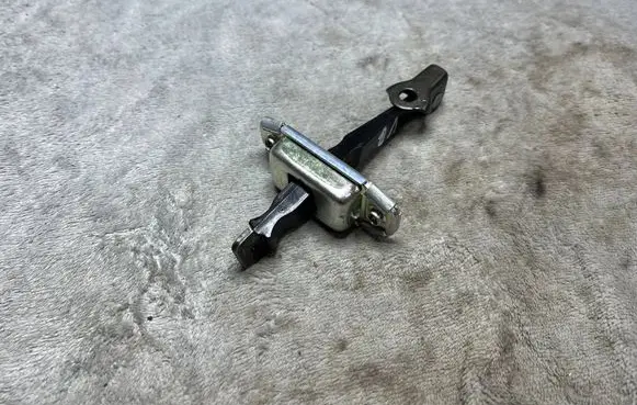 KIA Ceed Rear glass lock/latch C751 79480A2000
