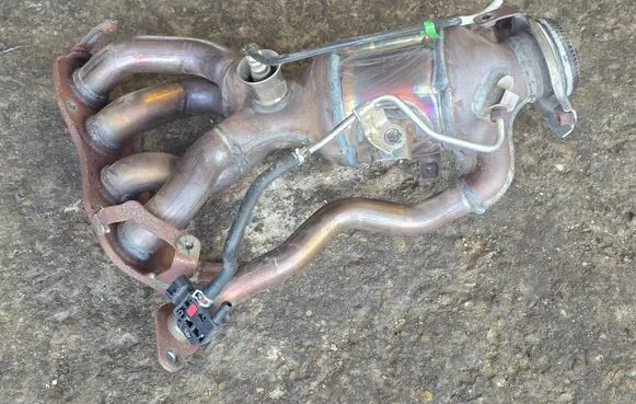 Toyota C-HR I Catalyst/FAP/DPF particulate filter 