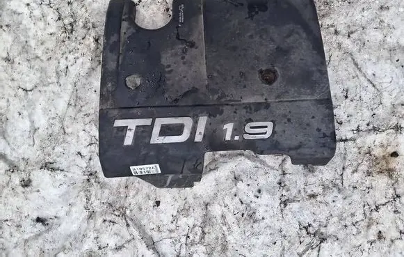 Audi A4 S4 B5 8D Engine cover (trim) 028103935B 012616A2