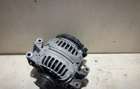 Skoda Octavia Mk2 (1Z) Generator/alternator 06B903016AB