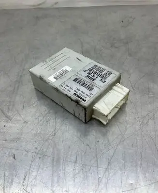 BMW 7 F01 F02 F03 F04 Air suspension control unit module (rear) 6797090