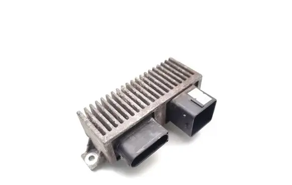 Renault Master III Glow plug pre-heat relay 8200558438