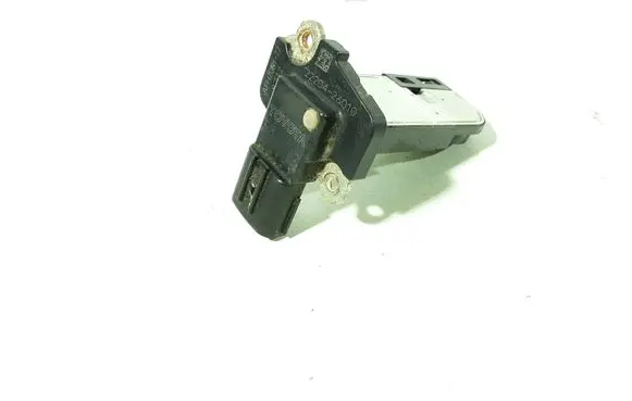 Toyota Verso Mass air flow meter 2220426010 AFH70M77