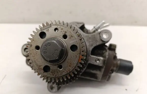 Ford Mondeo MK V Fuel injection high pressure pump HG9Q9B395AA