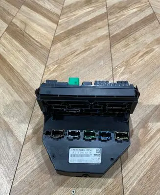Mercedes-Benz E W212 Fuse module A2129000206 A2129028102 A2125451701