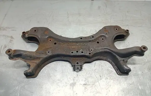 Toyota Corolla Verso AR10 Front subframe