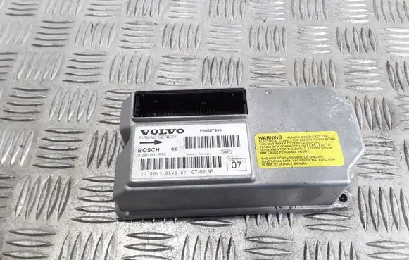 Volvo XC70 Airbag control unit/module 0285001655 P30667469