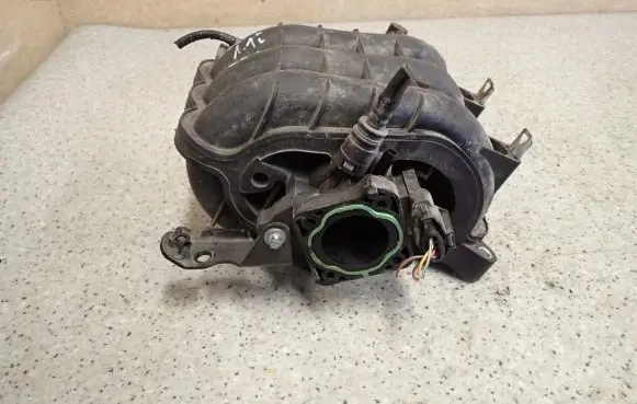 Mitsubishi Colt Intake manifold