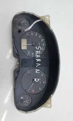 Volkswagen Sharan Speedometer (instrument cluster) 7M0919861R