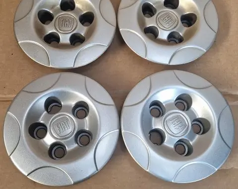 Fiat Doblo Wheel nut cap/cover 
