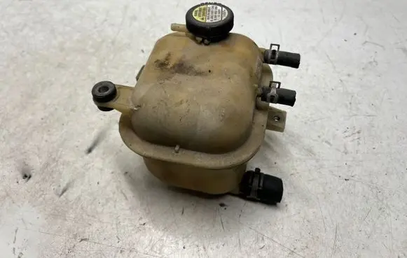 Suzuki SX4 Coolant expansion tank/reservoir