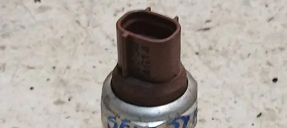 Mitsubishi Space Star Air conditioning (A/C) pressure sensor HFC1340