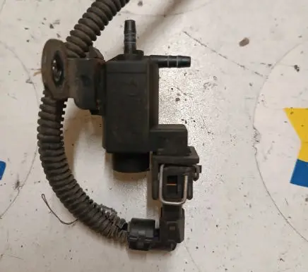 Opel Zafira A Turbo solenoid valve 90530039