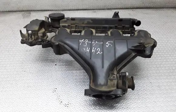 Peugeot 407 Intake manifold 9645977980