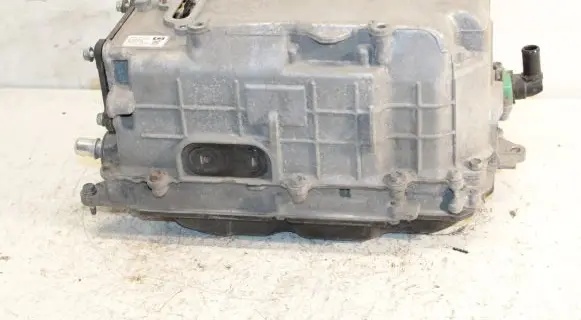 Toyota Auris E180 Voltage converter inverter G920076030 G920147053