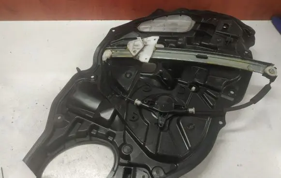 Mazda 6 Front window lifting mechanism without motor GS1D5897X