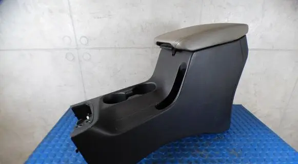 Hyundai Elantra VI Center console 84601F2CD0