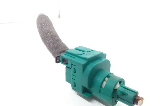 Clutch pedal sensor