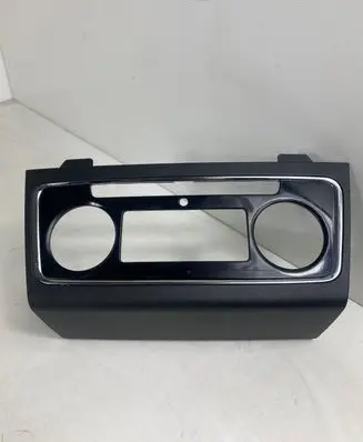 Skoda Superb B6 (3T) Climate control/heater control trim 3T0863152D 1461123