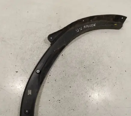 Renault Master II Fender trim (molding) 8200197168