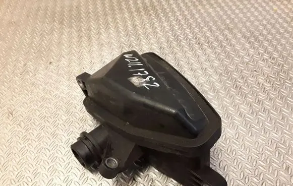 Mercedes-Benz E W211 Intake resonator A6421400087 6421400087