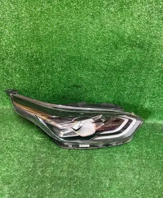 KIA Ceed Headlight/headlamp