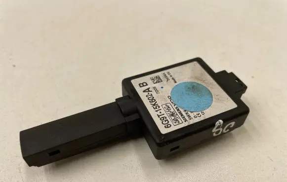Land Rover Freelander 2 - LR2 Antenna control unit 6G9T15K602AB