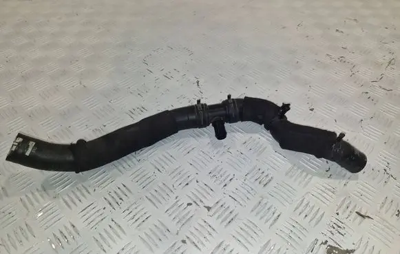 Chevrolet Corvette C8 Coolant pipe/hose 84832431