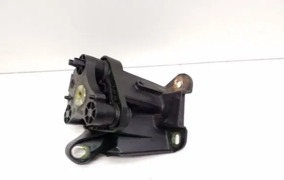 Mercedes-Benz E W212 ABS pump bracket A2124300410