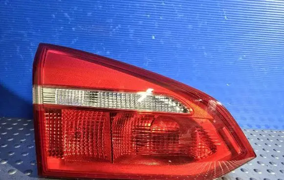 Ford Focus Rear/tail lights F1EB-13A603-BA