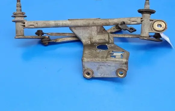 Renault Scenic I Front wiper linkage and motor 7700843523