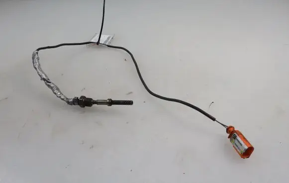Volkswagen Golf Plus Exhaust gas temperature sensor 708369030