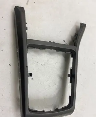 Opel Astra H Gear shifter surround trim plastic 13116961