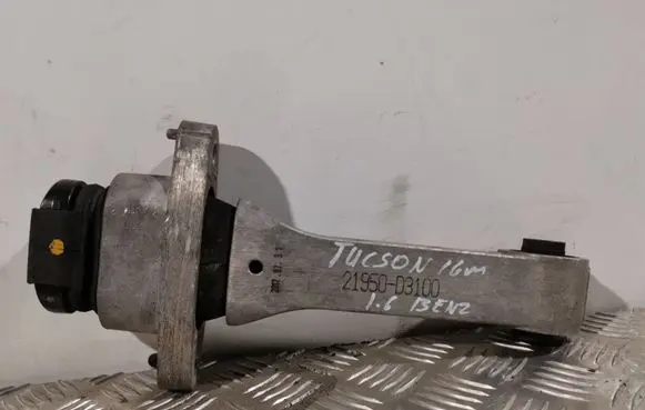 Hyundai Tucson LM Engine mount bracket 21950D3100