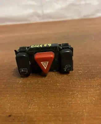 Mercedes-Benz E W210 Hazard light switch 2088200310 D4159