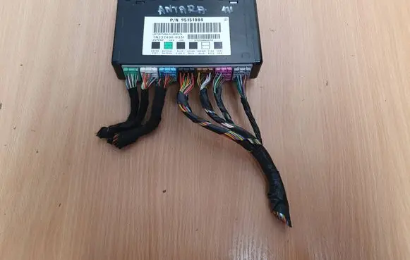 Opel Antara Comfort/convenience module 95151084 TN2324000331 23240003315