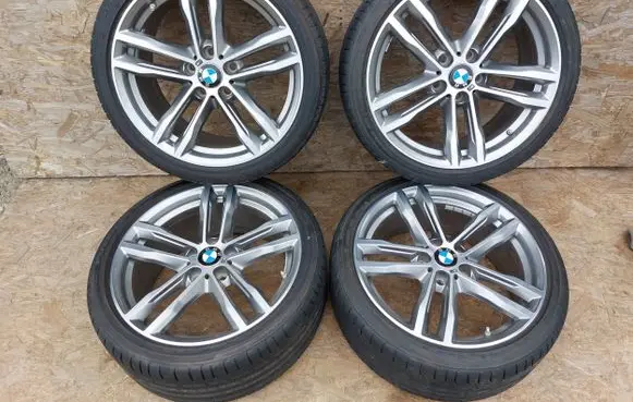 BMW M4 F82 F83 R19 alloy rim 