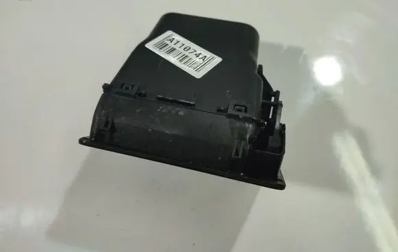 Peugeot Expert Dash center air vent grill 9634499077