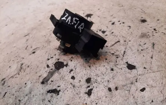 Opel Zafira A Ignition lock contact 90589314