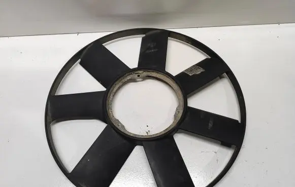 BMW 5 E39 Fan impeller 2243303