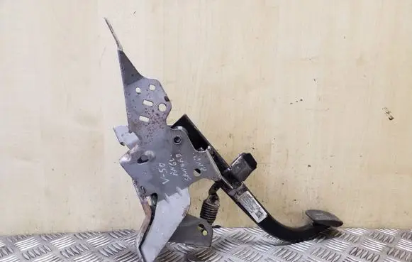 Clutch pedal