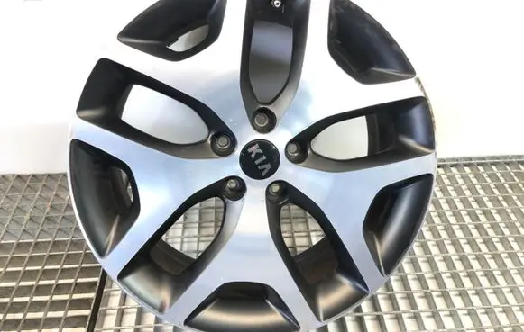 KIA Sportage R17 alloy rim 52910F1500