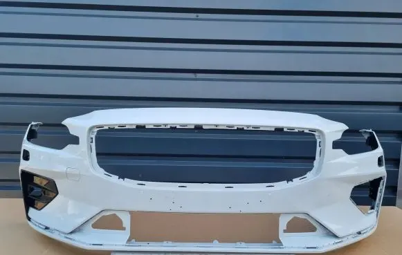 Volvo S60 Front bumper 31690530