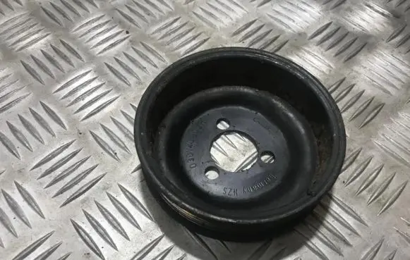 Volkswagen Golf IV Power steering pump pulley 030145269a